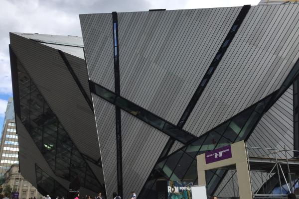 Royal Ontario Museum (ROM)