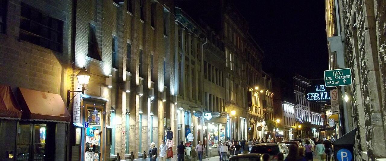 Rue Saint-Paul in Old Montreal at night