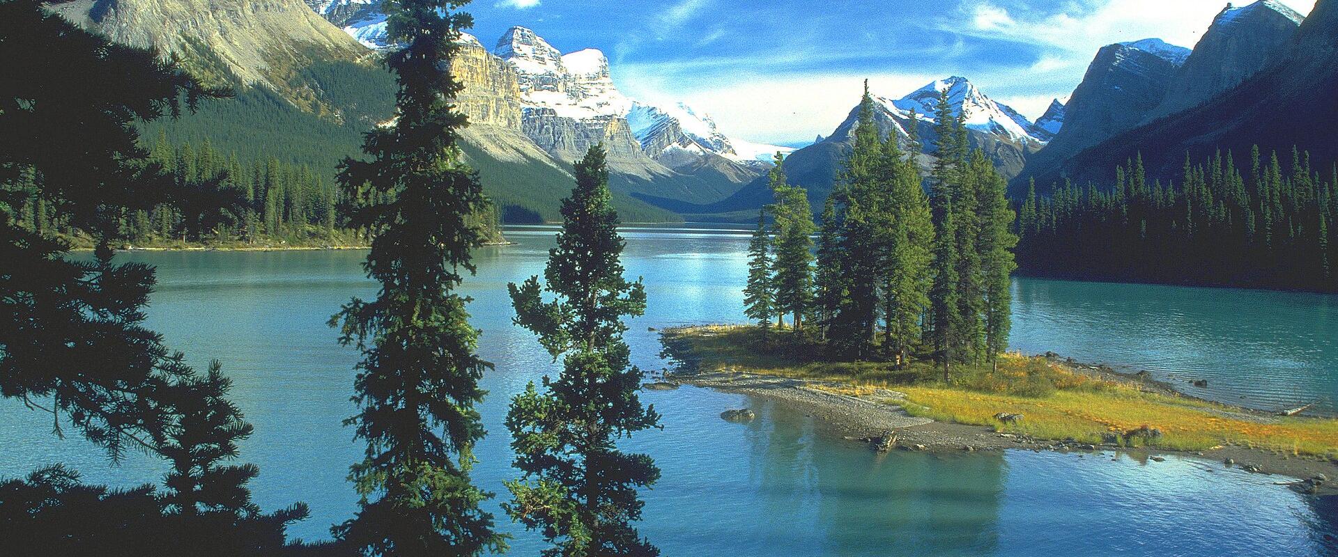 Spirit Island on Maligne Lake, Jasper National Park
