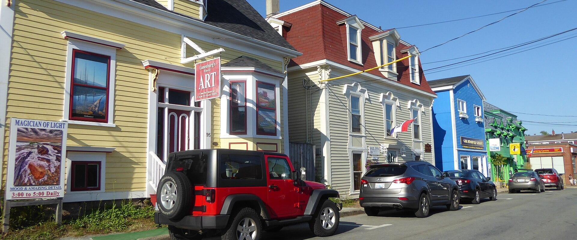 Lunenburg’s Colorful Streets