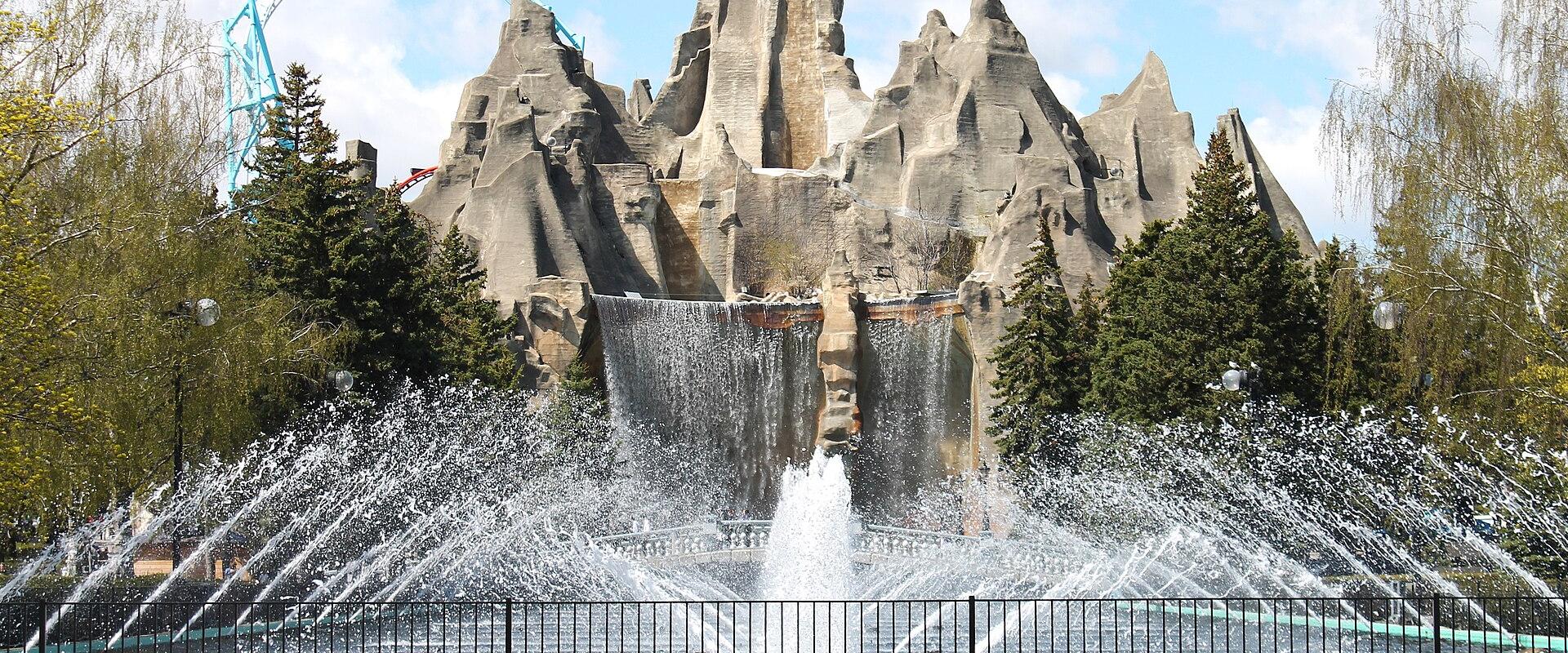 Wonder Mountain and its fountains at Canada's Wonderland, Vaughan