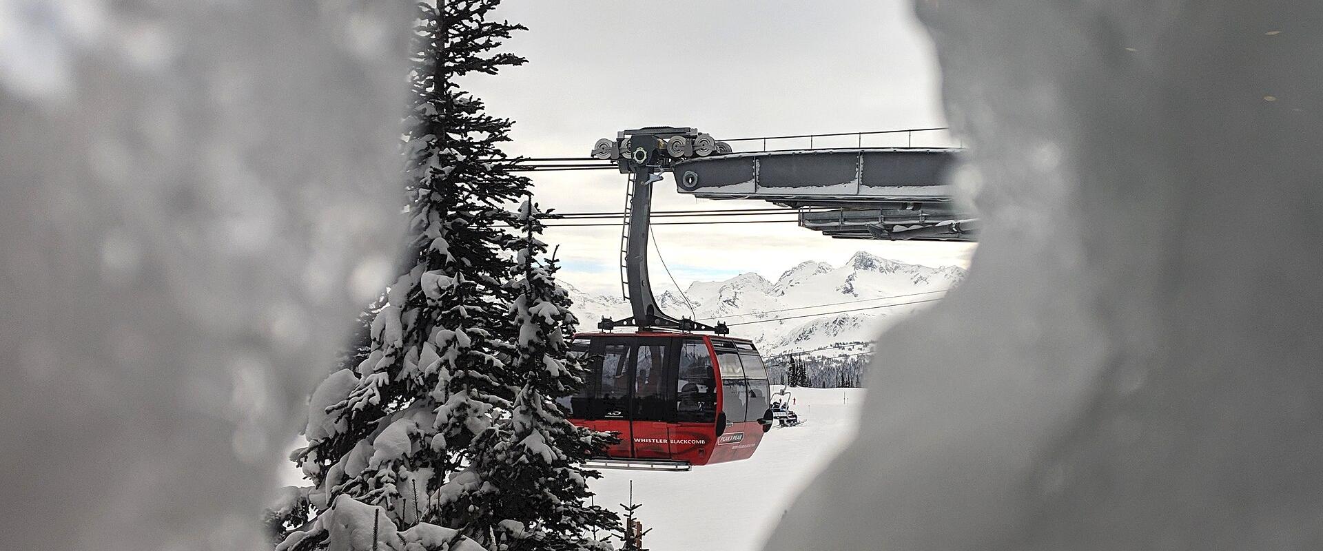 Peak 2 Peak Gondola