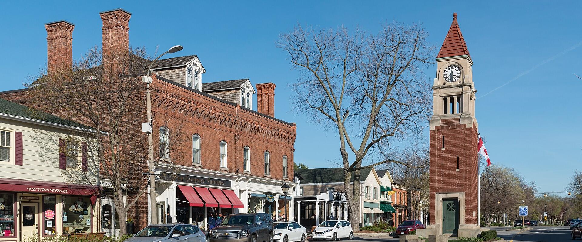 Queen Street and the clock tower in Niagara-on-the-Lake